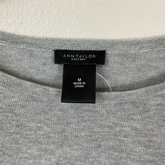 Ann Taylor Gray Balloon Sleeve Top - Picture 6 of 7